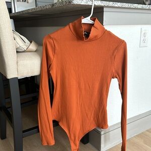 Lulus burnt orange long-sleeved ribbed bodysuit